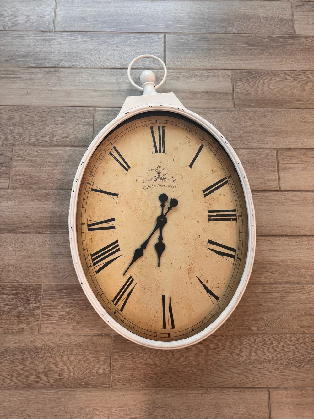 Vintage-Style Oval Wall Clock in Cream